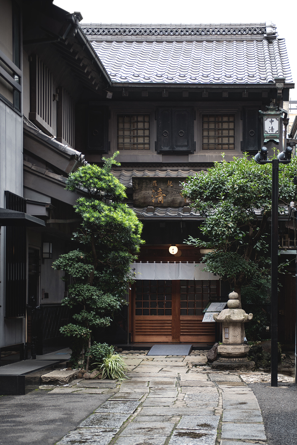 asakusa tokyo architecture